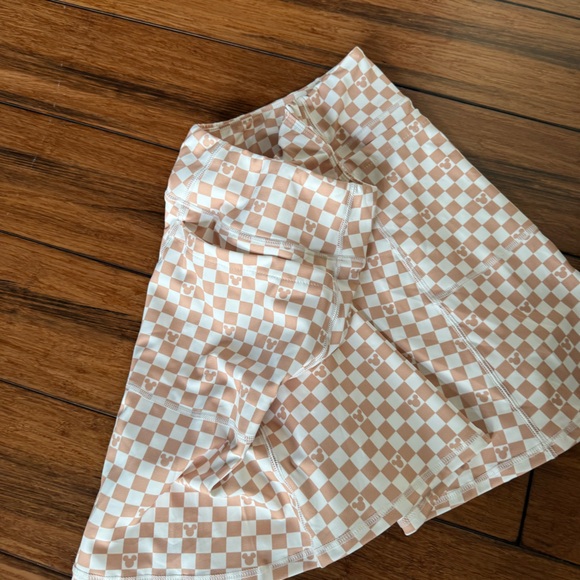 Disney Mickey check active skirt sz small built in shorts - Picture 2 of 3